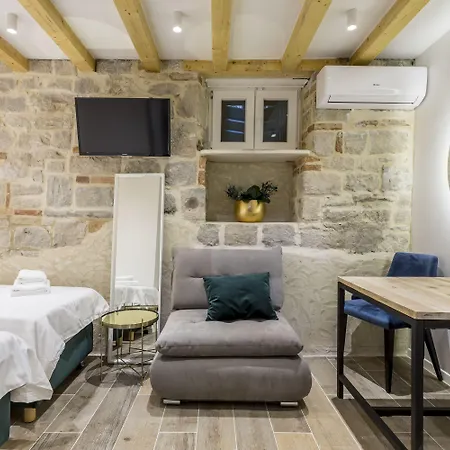 Miara Luxury Bed and Breakfast