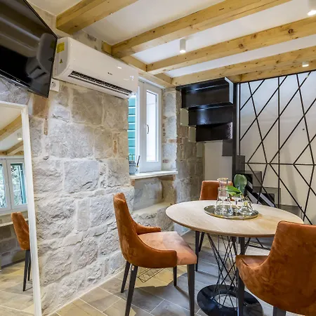 Bed and Breakfast Miara Luxury Σπλιτ