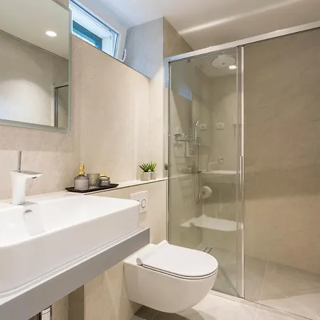 Bed & Breakfast Miara Luxury