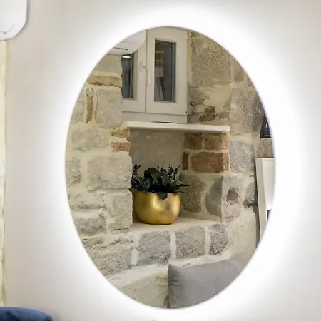 Miara Luxury 4* Σπλιτ