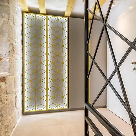 Miara Luxury Bed & Breakfast