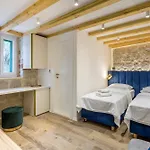 Miara Luxury