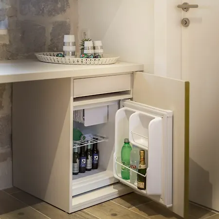 Bed & Breakfast Miara Luxury 4*