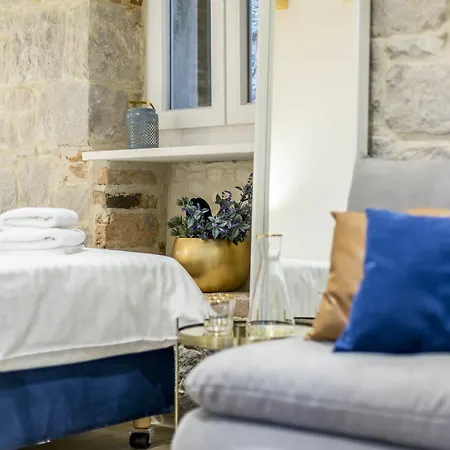 Bed & Breakfast Miara Luxury 4*