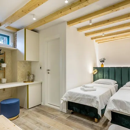 Miara Luxury