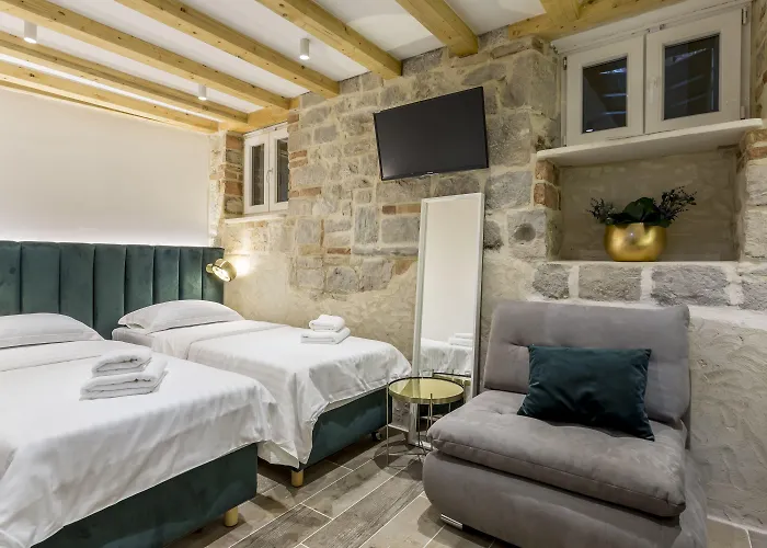 Miara Luxury 4* Split