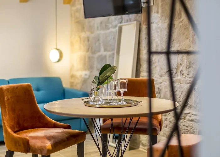 Miara Luxury Bed & Breakfast