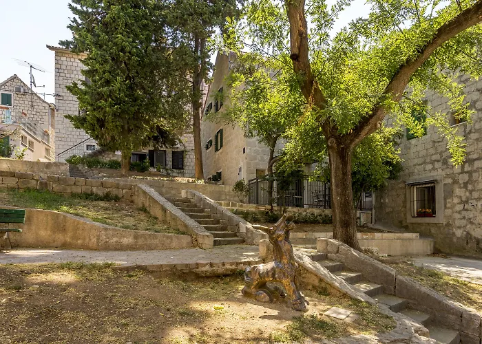 Bed & Breakfast Miara Luxury 4*