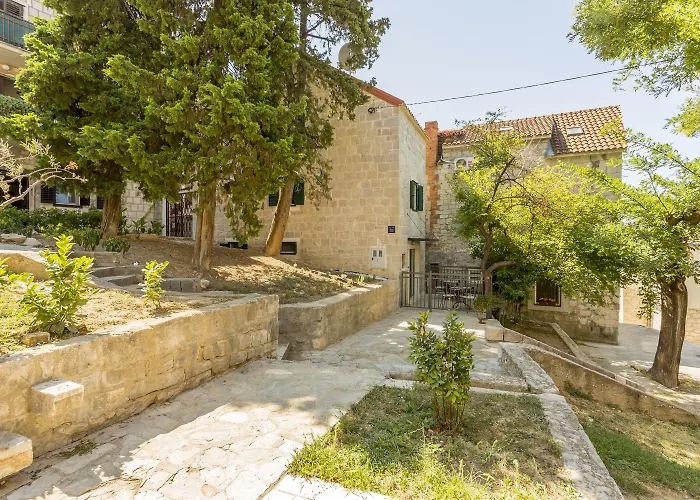 Miara Luxury Bed & Breakfast