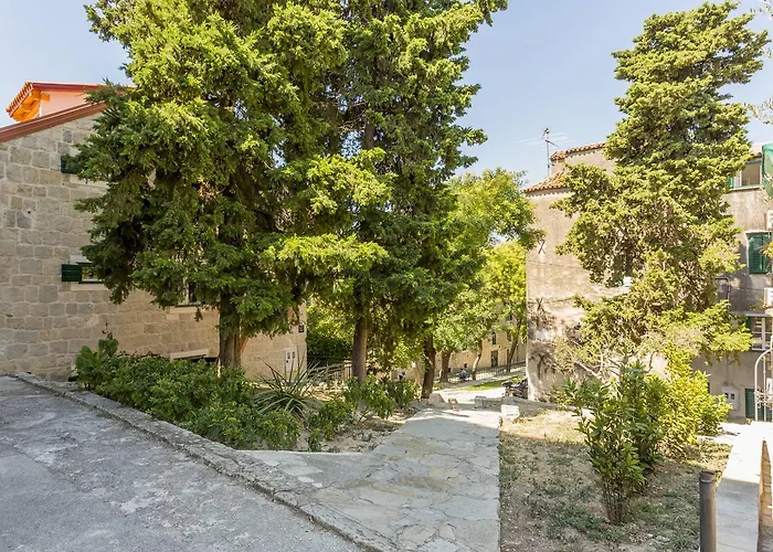 Bed & Breakfast Miara Luxury 4*